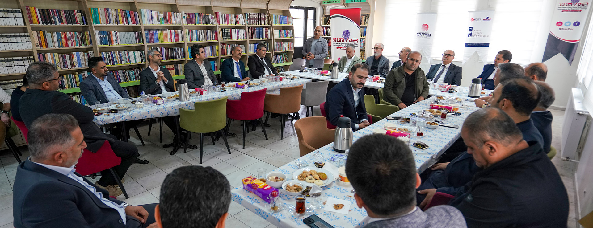 BİLİM-DER’in "Pusula" Projesi Eğitimcilerin Katılımıyla Tanıtıldı